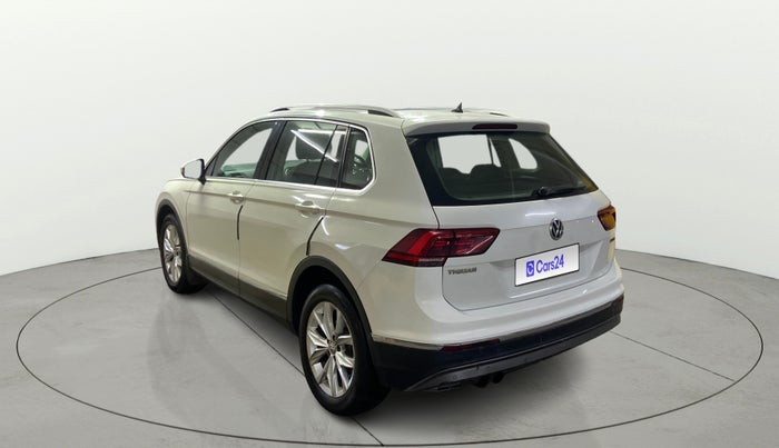 2019 Volkswagen TIGUAN HIGHLINE TDI AT, Diesel, Automatic, 1,21,122 km, Left Back Diagonal