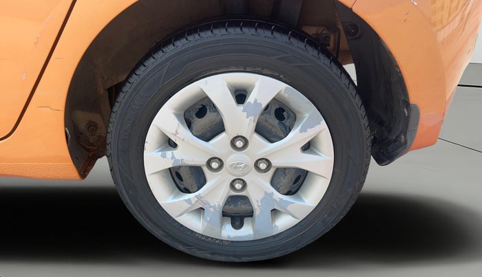 2016 Hyundai Grand i10 MAGNA AT 1.2 KAPPA VTVT, Petrol, Automatic, 89,252 km, Left Rear Wheel