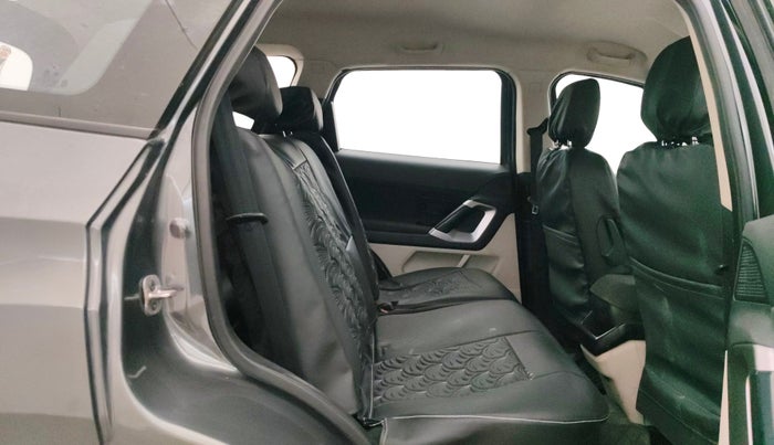 2022 Tata Safari XM, Diesel, Manual, 63,239 km, Right Side Rear Door Cabin