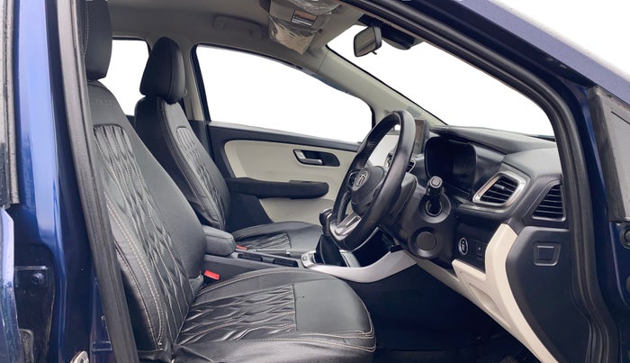 2023 Tata ALTROZ XZ PLUS PETROL, Petrol, Manual, 10,449 km, Right Side Front Door Cabin