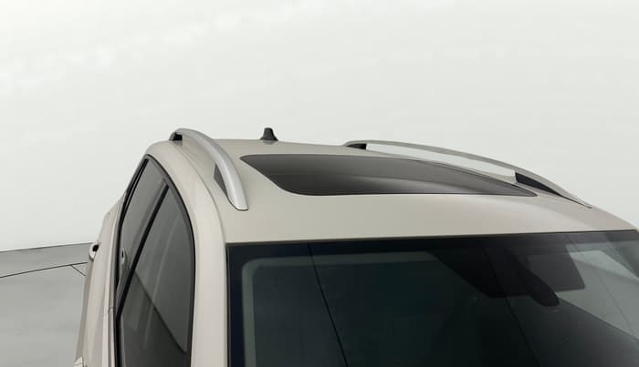 2023 Skoda KUSHAQ STYLE 1.0L TSI MT, Petrol, Manual, 72,266 km, Roof