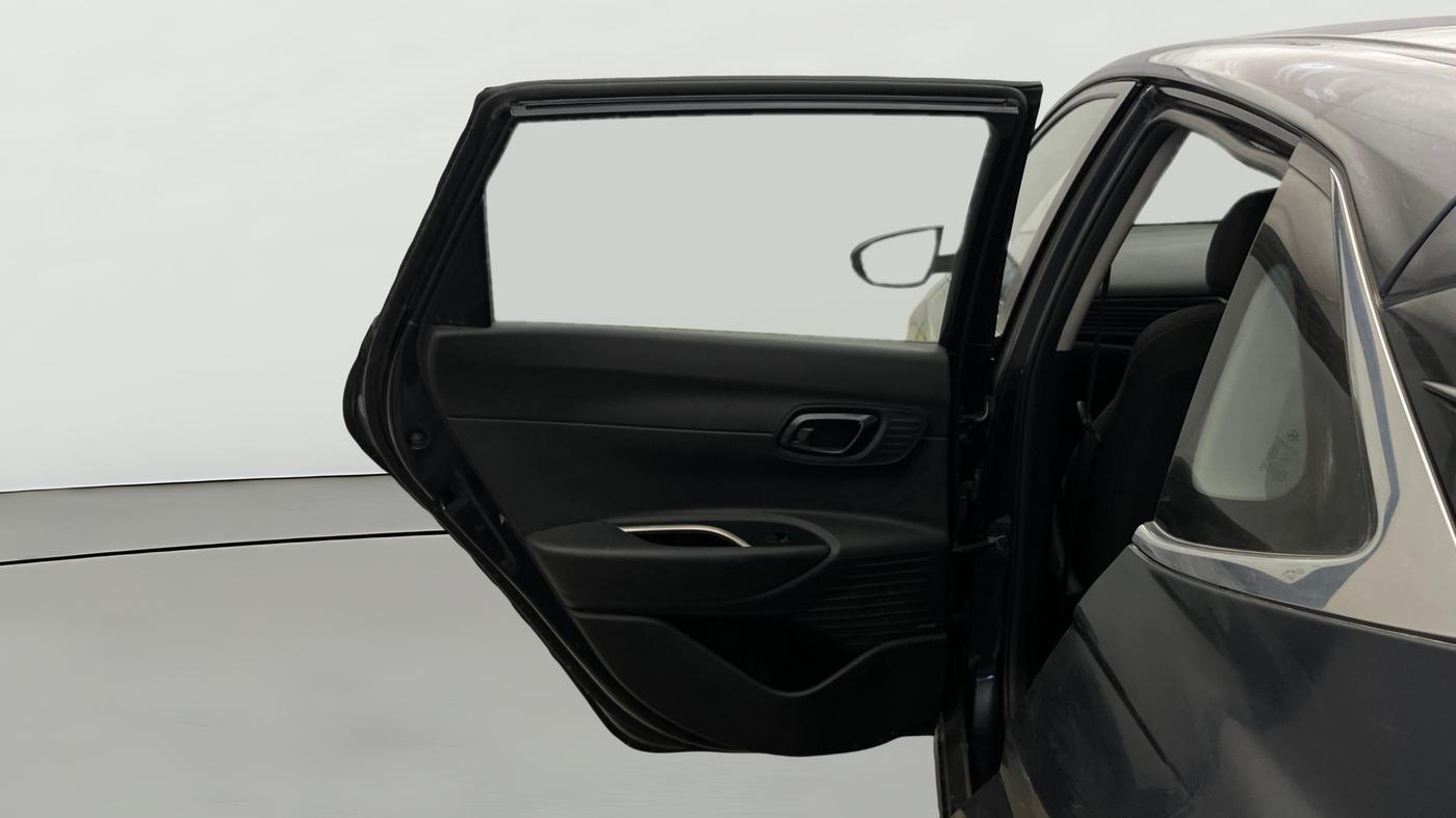 2021 Hyundai NEW I20 ASTA 1.2 AT, Petrol, Automatic, 60,200 km, LHS Rear Door