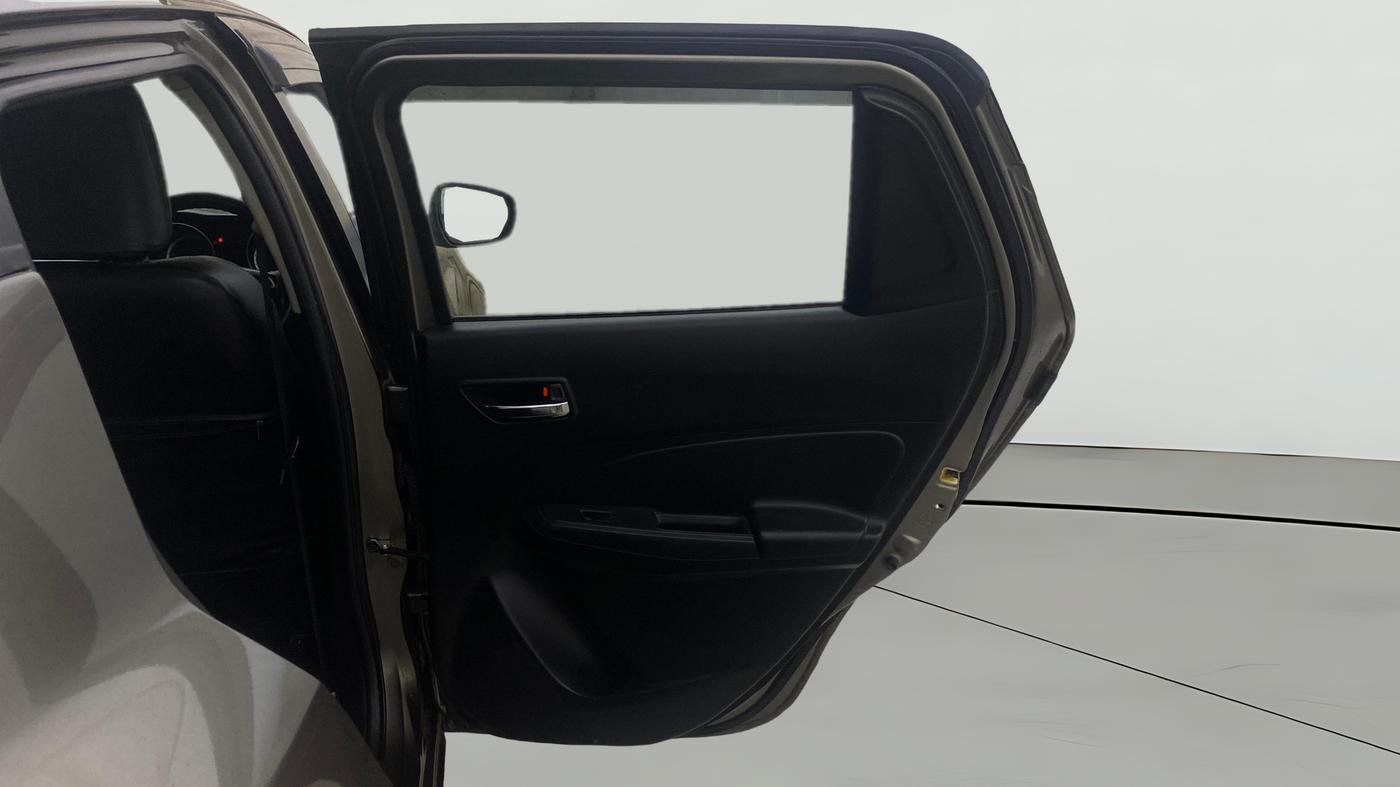 2021 Maruti Swift VXI, CNG, Manual, 52,040 km, RHS Rear Door
