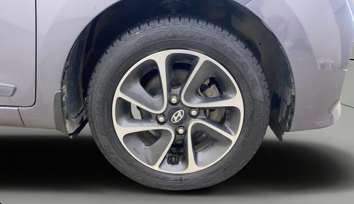 2019 Hyundai Grand i10 SPORTZ AT 1.2 KAPPA VTVT, Petrol, Automatic, 13,658 km, Right Front Wheel