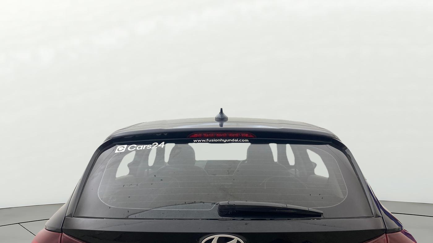2023 Hyundai NEW I20 ASTA 1.2 MT, Petrol, Manual, 7,161 km, Rear Windshield