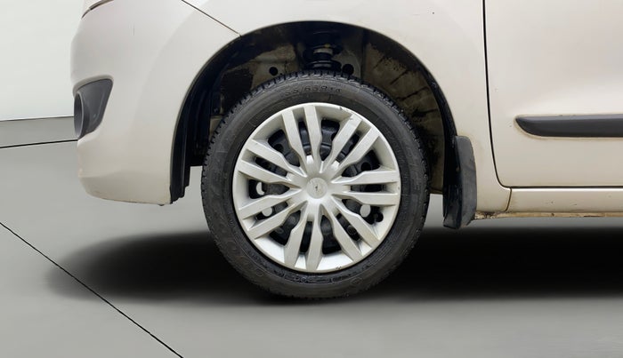 2017 Maruti Wagon R 1.0 VXI, Petrol, Manual, 59,415 km, Left Front Wheel