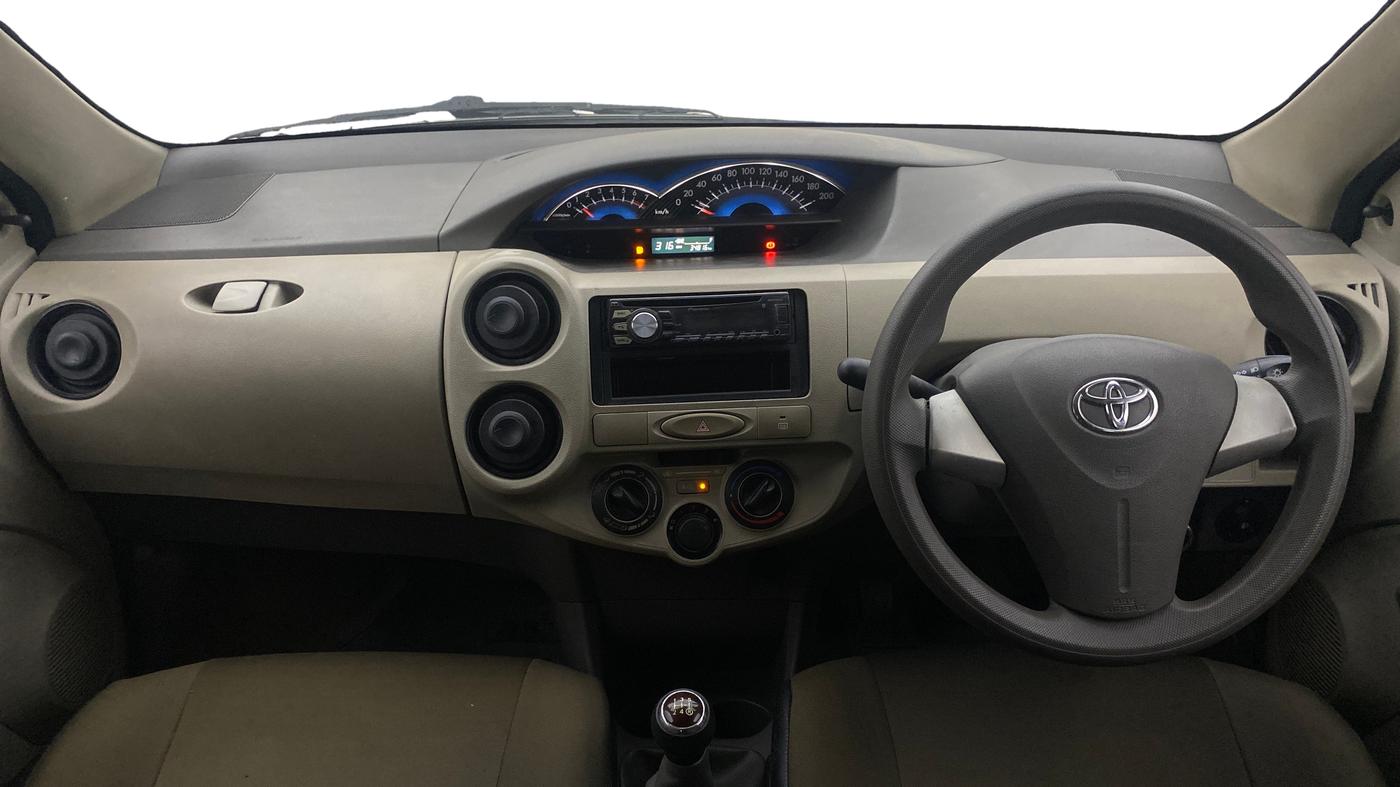 2015 Toyota Etios Liva G, Petrol, Manual, 34,776 km, Dashboard
