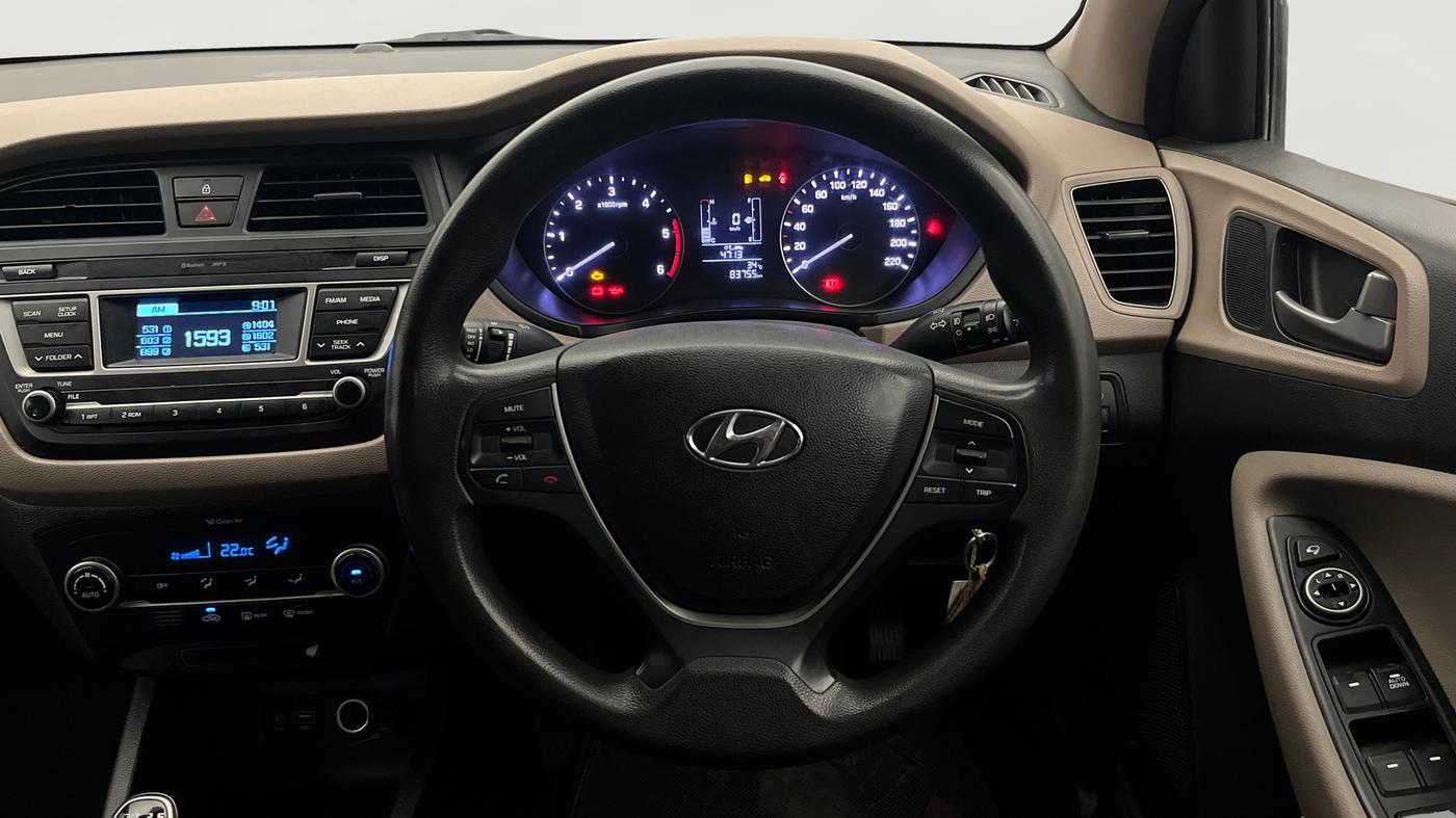 2016 Hyundai Elite i20 SPORTZ 1.4 CRDI, Diesel, Manual, 83,703 km, Steering Wheel Close Up