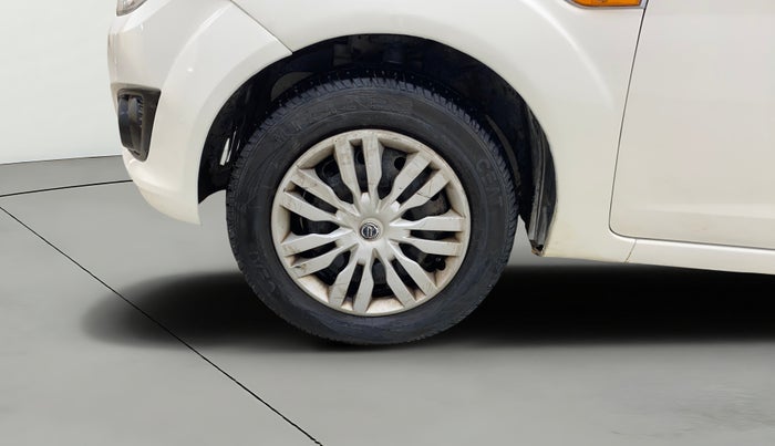 2014 Ford Figo ZXI 1.4 DIESEL, Diesel, Manual, 1,14,390 km, Left Front Wheel