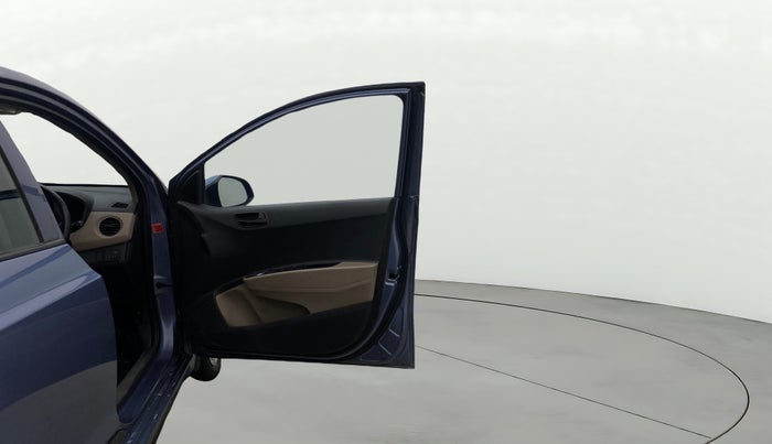 2016 Hyundai Grand i10 MAGNA 1.1 CRDI, Diesel, Manual, 94,677 km, RHS Front Door