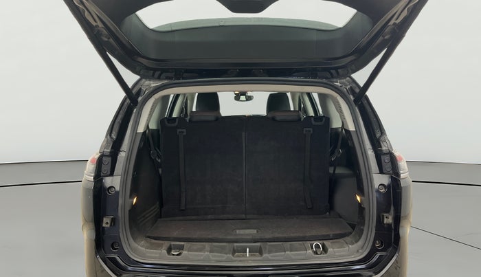 2023 Jeep MERIDIAN LIMITED (O) 4X2 MT, Diesel, Manual, 28,702 km, Boot Open Zoomed View