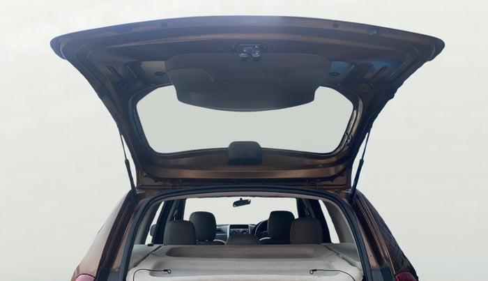 2016 Renault Duster RXL PETROL, Petrol, Manual, 52,815 km, Boot Door Open