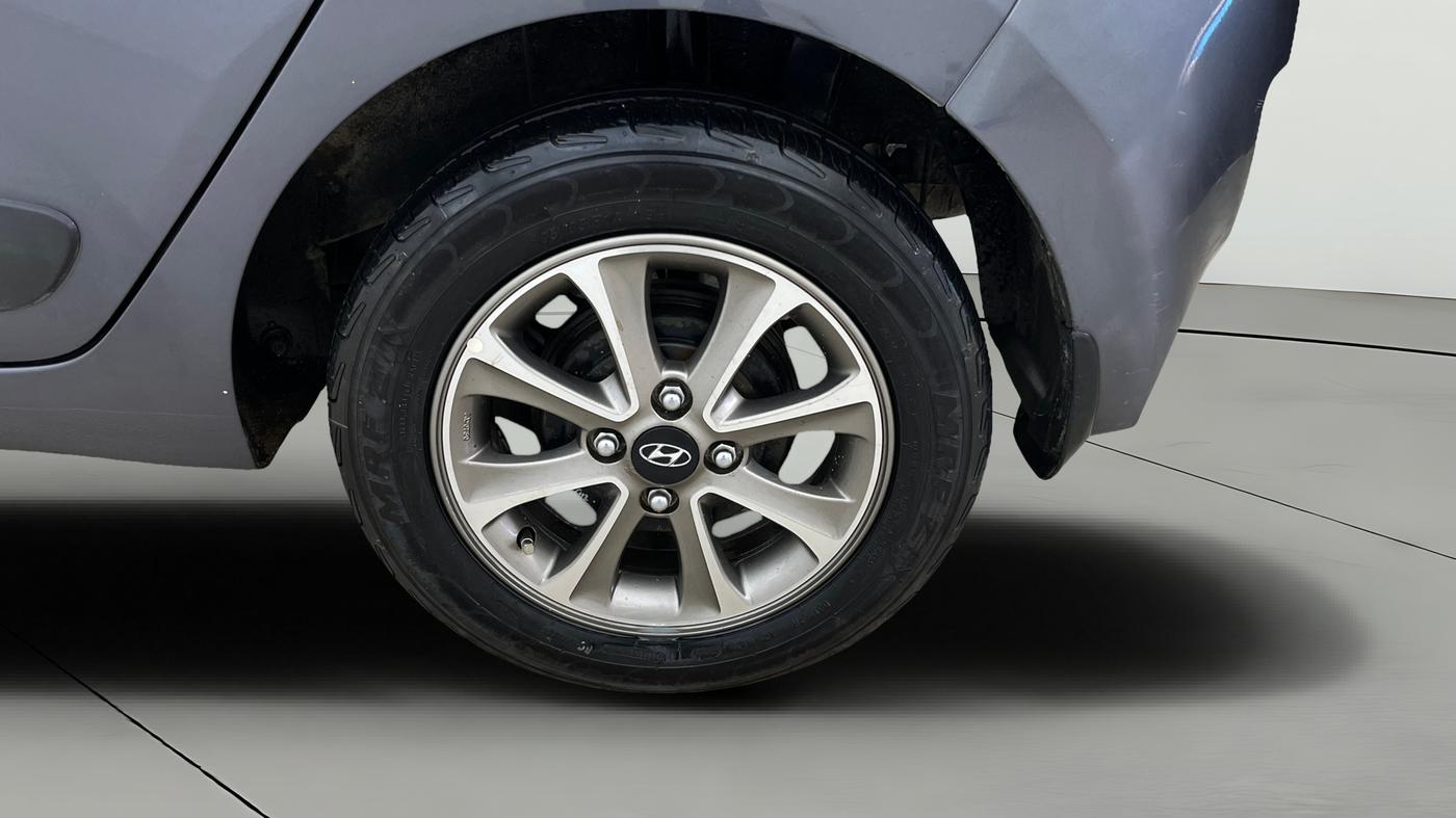 2014 Hyundai Grand i10 ASTA 1.2 KAPPA VTVT, Petrol, Manual, 40,856 km, Left Rear Wheel