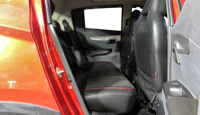 2017 Mahindra KUV 100 NXT K6+ P 6 STR, Petrol, Manual, 22,679 km, Right Side Rear Door Cabin