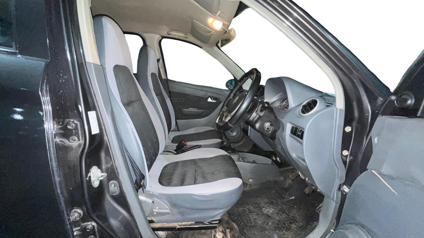 2015 Maruti Alto 800 LXI, Petrol, Manual, 75,898 km, Right Side Front Door Cabin