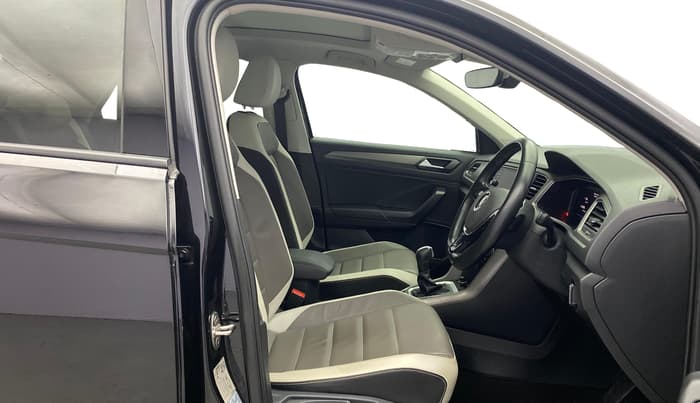 2021 Volkswagen T-ROC 1.5 TSI AT, Petrol, Automatic, 62,708 km, Right Side Front Door Cabin