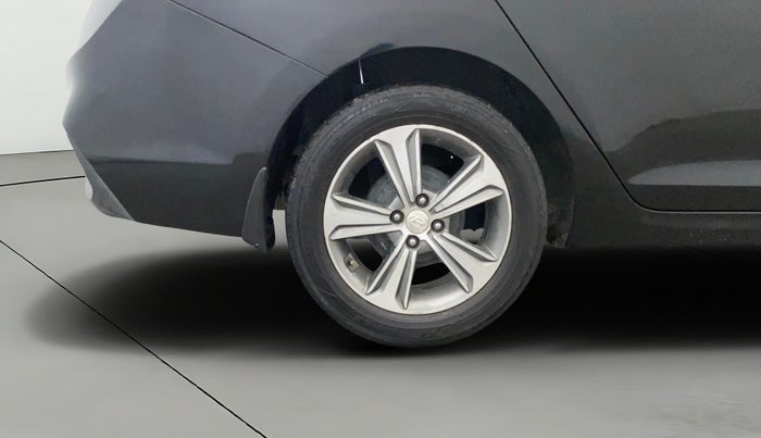 2019 Hyundai Verna 1.6 VTVT SX, Petrol, Manual, 85,368 km, Right Rear Wheel