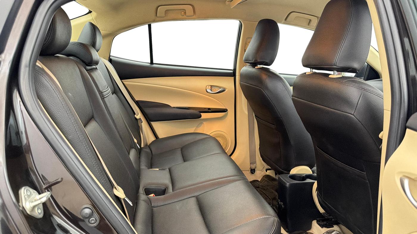 2019 Toyota YARIS G CVT, Petrol, Automatic, 52,425 km, Right Side Rear Door Cabin