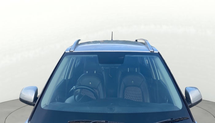 2021 Hyundai VENUE S 1.2, Petrol, Manual, 50,845 km, Front Windshield