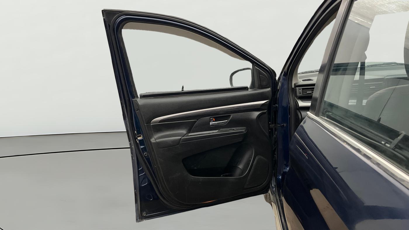 2024 Maruti XL6 ZETA CNG, CNG, Manual, 30,733 km, LHS Front Door