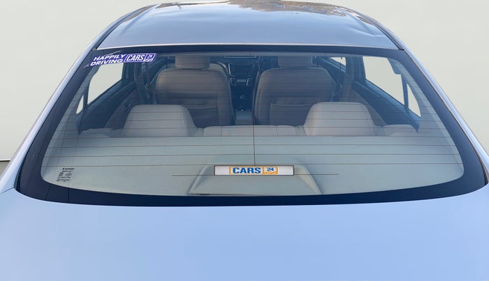 2017 Maruti Ciaz VXI+, CNG, Manual, 1,19,601 km, Rear Windshield