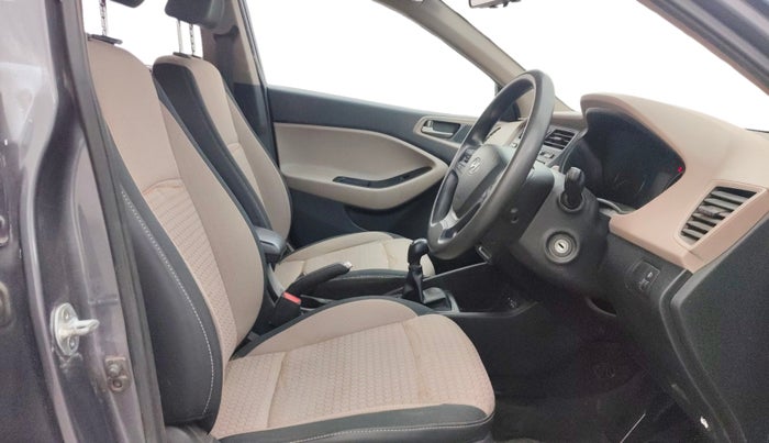 2016 Hyundai Elite i20 MAGNA 1.2, Petrol, Manual, 64,082 km, Right Side Front Door Cabin