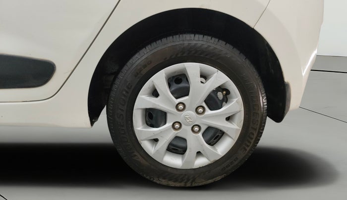 2015 Hyundai Grand i10 SPORTZ 1.2 KAPPA VTVT, Petrol, Manual, 42,040 km, Left Rear Wheel