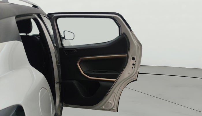 2023 Renault Kiger RXT MT, Petrol, Manual, 8,498 km, RHS Rear Door