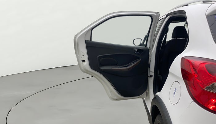 2018 Ford FREESTYLE TITANIUM 1.5 DIESEL, Diesel, Manual, 1,11,051 km, LHS Rear Door