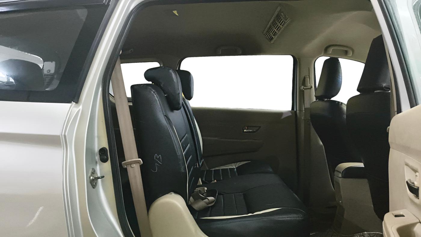 2021 Maruti Ertiga ZXI+ SHVS, Petrol, Manual, 63,824 km, Right Side Rear Door Cabin