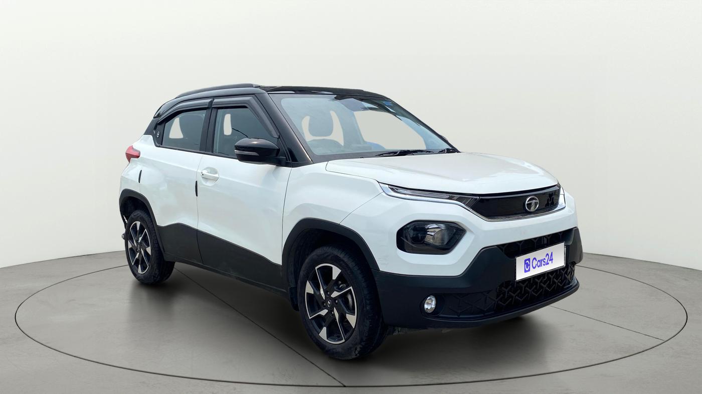 2023 Tata PUNCH Creative Dual Tone AMT Sunroof , Petrol, Automatic, 11,436 km, Right Front Diagonal