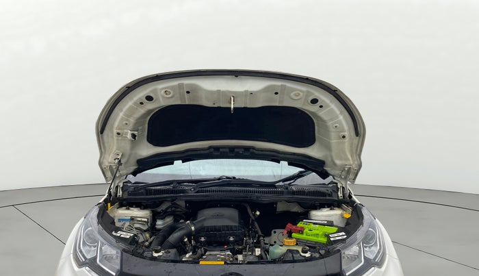 2022 Tata NEXON XZ PETROL, Petrol, Manual, 43,106 km, Open Bonet