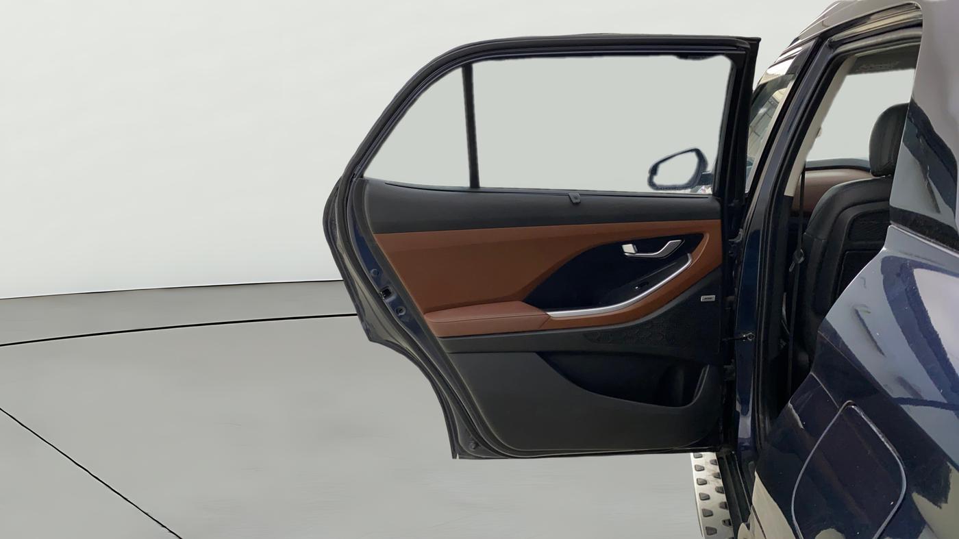 2022 Hyundai ALCAZAR PLATINUM(O) 6STR 1.5 AT, Diesel, Automatic, 78,426 km, LHS Rear Door