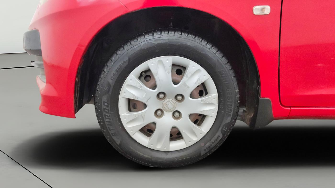 2015 Honda Brio S MT, Petrol, Manual, 38,748 km, Left Front Wheel