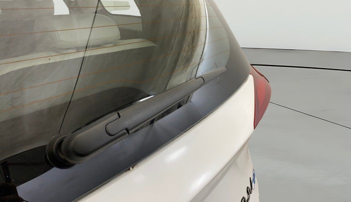 2021 Mahindra XUV700 AX 7 P AT 7 STR, Petrol, Automatic, 60,237 km, Rear Wiper