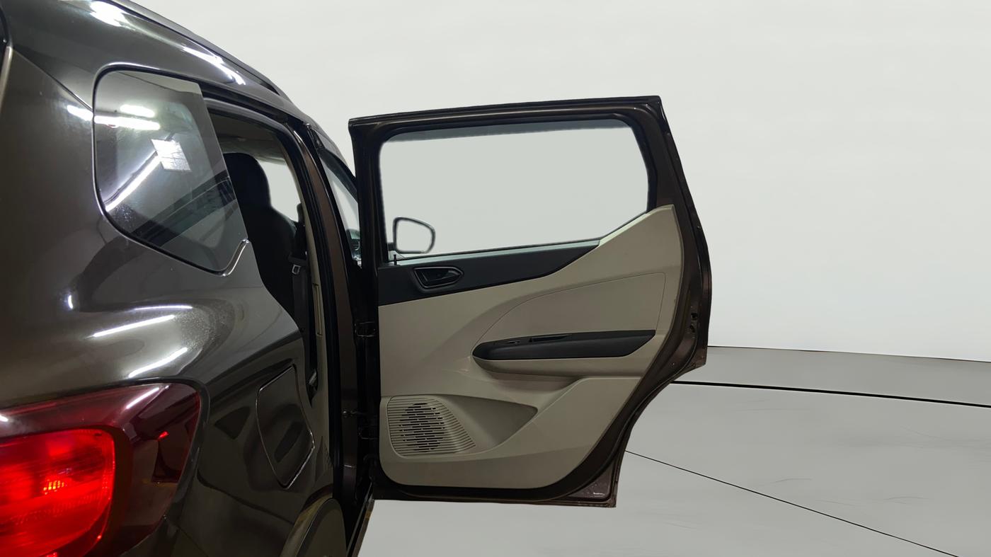 2022 Renault TRIBER RXT LIMITED EDITION AMT, Petrol, Automatic, 47,546 km, RHS Rear Door
