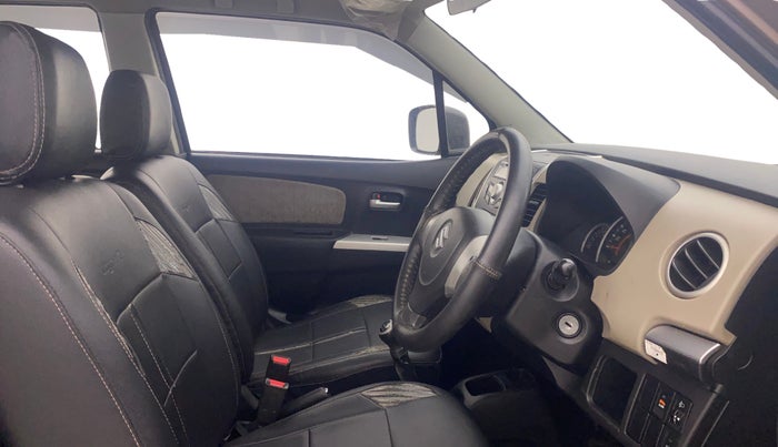 2014 Maruti Wagon R 1.0 VXI, Petrol, Manual, 55,241 km, Right Side Front Door Cabin
