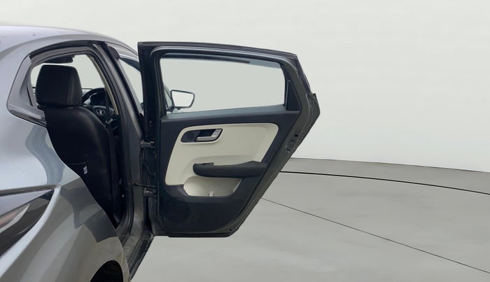 2023 Tata ALTROZ XZA + SUNROOF, Petrol, Automatic, 37,338 km, RHS Rear Door