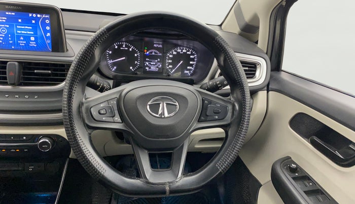 2021 Tata ALTROZ XT PETROL, Petrol, Manual, 26,531 km, Steering Wheel Close Up