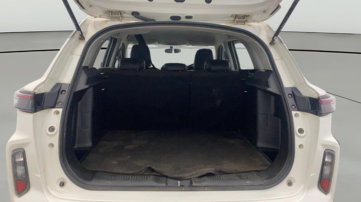 2024 Maruti Grand Vitara SIGMA SMART HYBRID, Petrol, Manual, 31,630 km, Boot Open Zoomed View