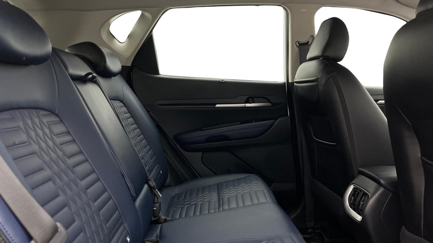 2025 KIA SONET HTK Plus (O) 1.2 Petrol MT, Petrol, Manual, 7,376 km, Right Side Rear Door Cabin