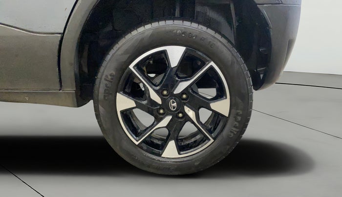 2021 Tata PUNCH CREATIVE AMT 1.2 RTN DUAL TONE, Petrol, Automatic, 20,179 km, Left Rear Wheel