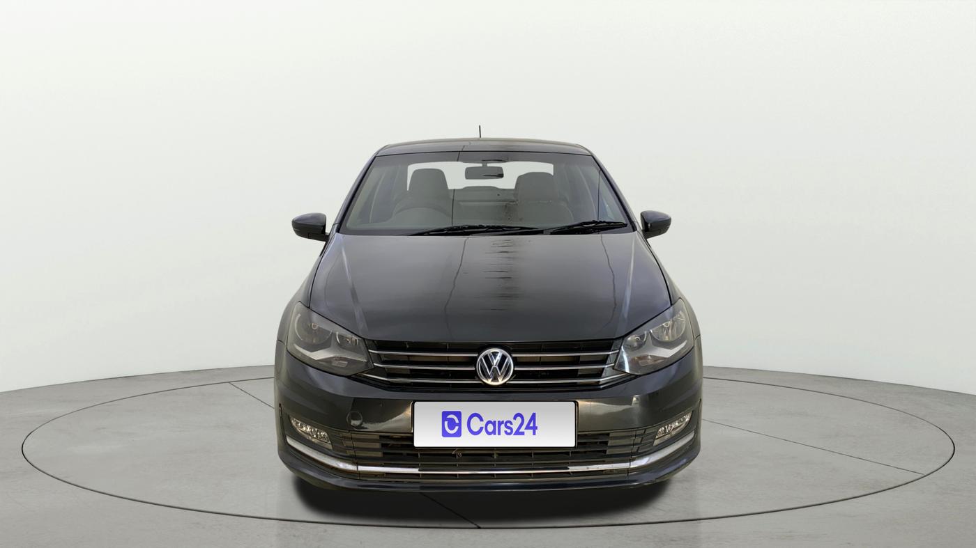 2015 Volkswagen Vento HIGHLINE 1.6 MPI, Petrol, Manual, 75,607 km, Front