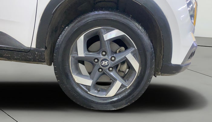 2019 Hyundai VENUE SX PLUS 1.0 TURBO DCT, Petrol, Automatic, 77,769 km, Right Front Wheel