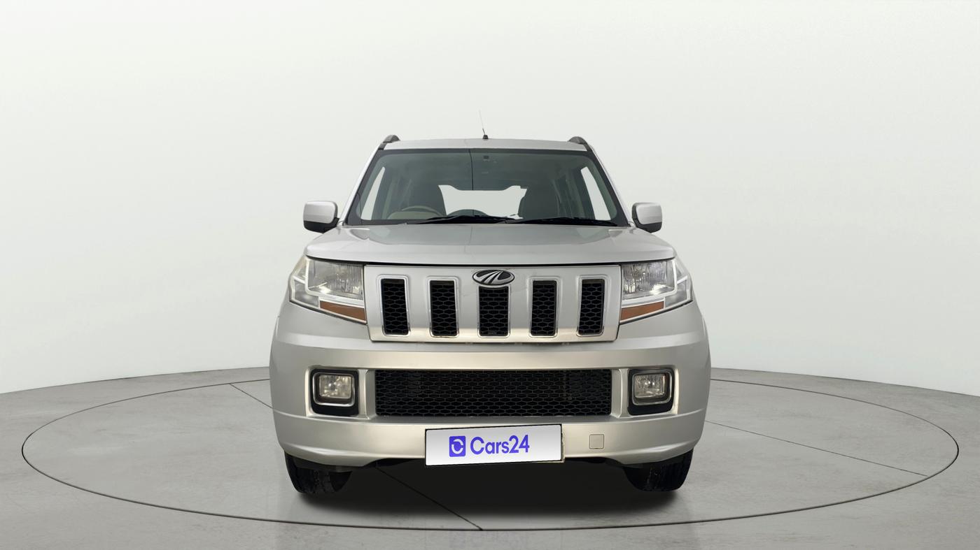 2018 Mahindra TUV300 T8, Diesel, Manual, 49,539 km, Front
