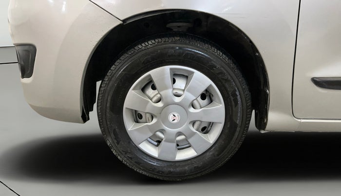 2017 Maruti Wagon R 1.0 LXI CNG, CNG, Manual, 69,240 km, Left Front Wheel