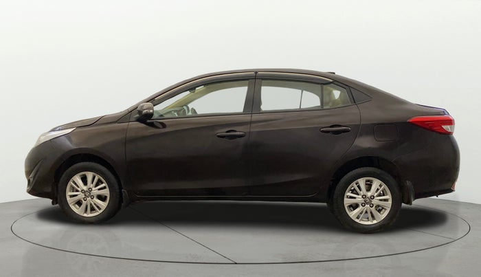 2018 Toyota YARIS V MT, Petrol, Manual, 97,410 km, Left Side