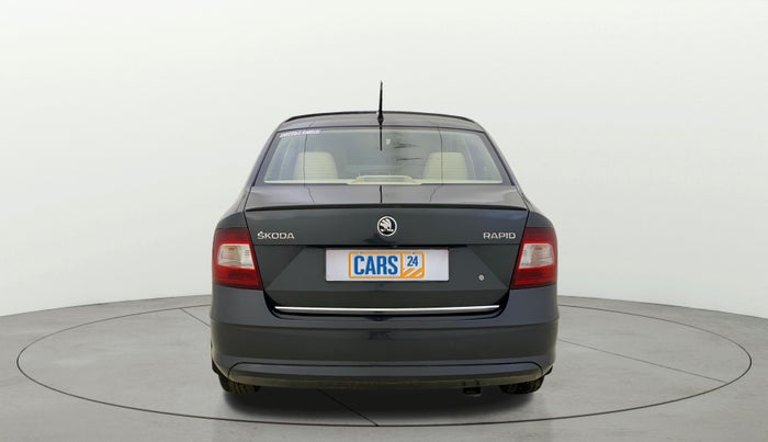 2017 Skoda Rapid STYLE 1.6 MPI AT, Petrol, Automatic, 78,050 km, Back/Rear