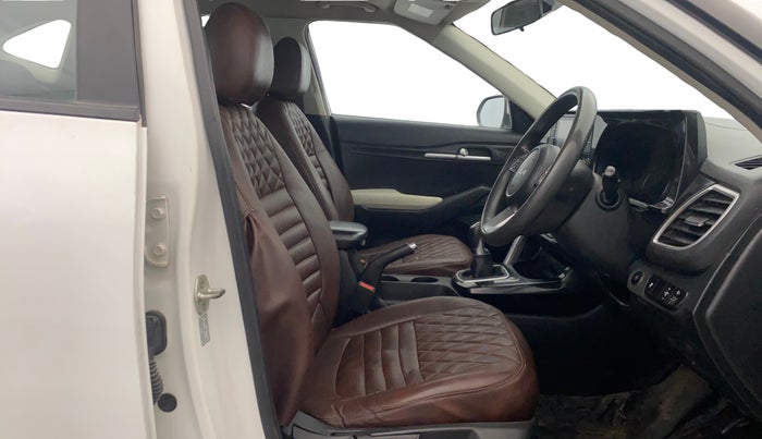 2022 KIA SELTOS HTK PLUS 1.5 IMT, Petrol, Manual, 94,697 km, Right Side Front Door Cabin