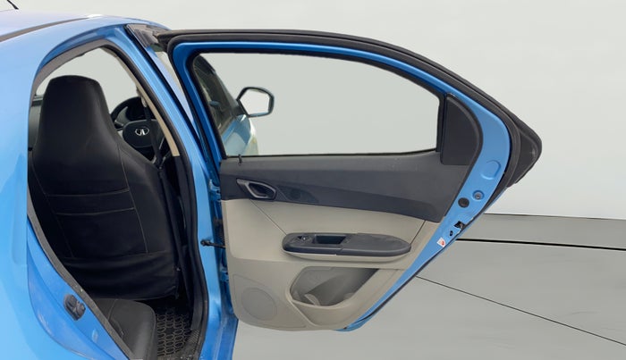 2017 Tata Tiago XT PETROL, Petrol, Manual, 26,307 km, RHS Rear Door